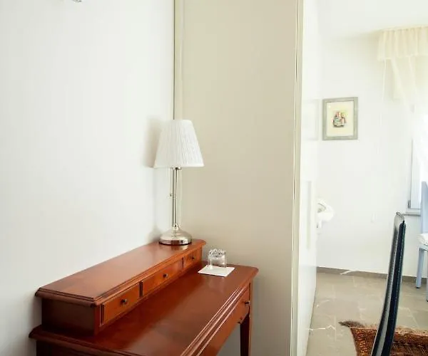 ゲストハウス Bed Adelaide 4*