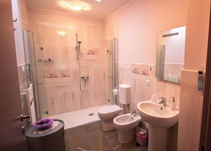 ゲストハウス Bed Adelaide 4*